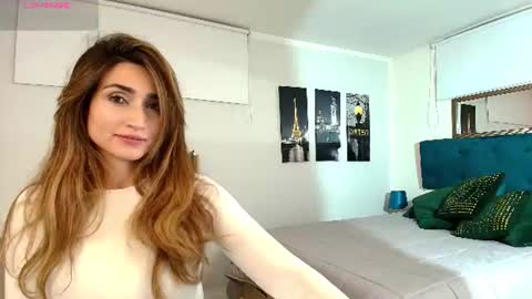 Maria Paula online show from 06-29-26, 10:37