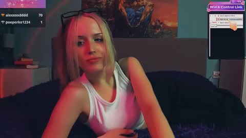 Linda online show from 02-15-25, 05:07