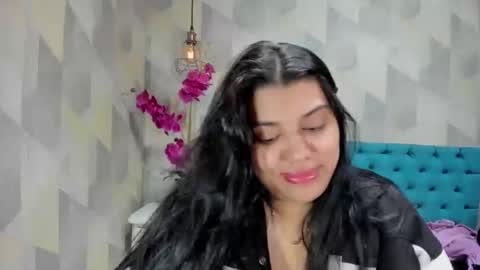    online show from 10-07-25, 02:58