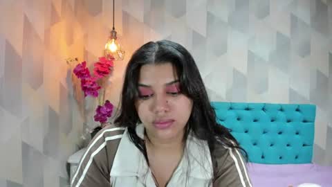    online show from 06-22-26, 01:52