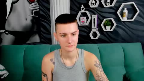 lindabryantt online show from 02-14-25, 01:40