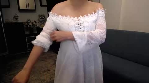 Snapshot of lindaliony chatting on 09-26-25, 04:00 Linda Liony online show from 09-26-25, 04:00