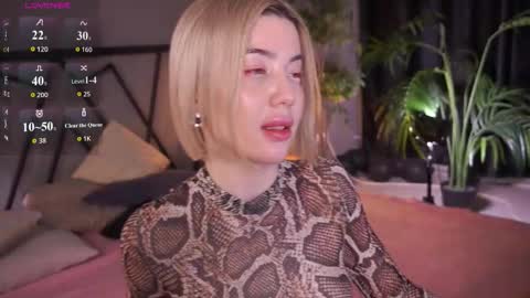 Snapshot of lindathacker chatting on 03-02-26, 07:37 your Linda is back online show from 03-02-26, 07:37