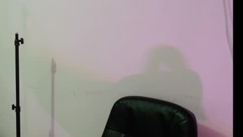 Snapshot of lindsey_2023 chatting on 12-14-24, 02:23 lindsey_2023 online show from 12-14-24, 02:23