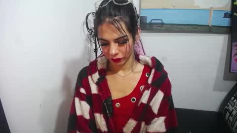 Snapshot of lindsey_2023 chatting on 01-14-25, 06:34 lindsey_2023 online show from 01-14-25, 06:34