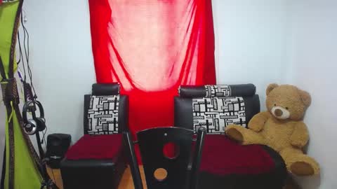 Snapshot of lindsey_2023 chatting on 03-07-25, 06:43 lindsey_2023 online show from 03-07-25, 06:43