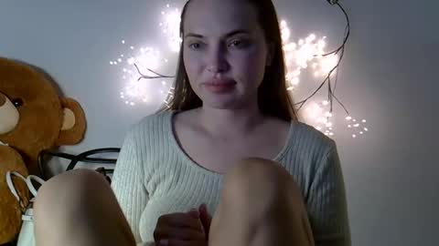 Anna online show from 03-25-26, 04:57