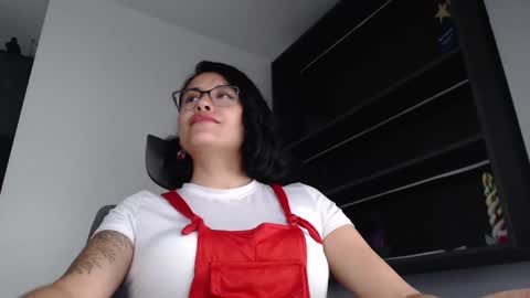 Lindsy online show from 01-22-25, 12:59