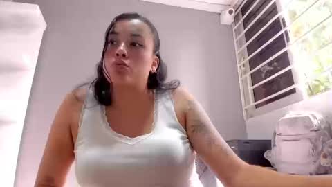 Lindsy online show from 09-12-25, 01:44