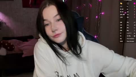 Lina online show from 06-13-26, 06:55