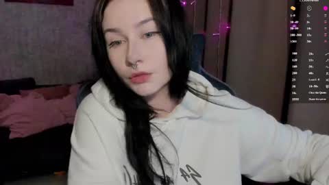 Lina online show from 06-14-26, 07:10