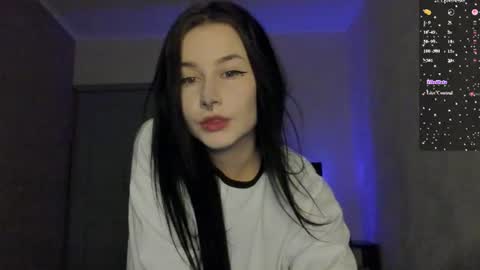 Lina online show from 06-16-26, 04:37