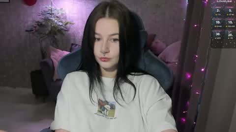 Lina online show from 06-24-26, 05:39