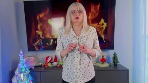 Chloe online show from 02-07-26, 06:50