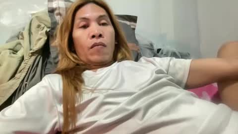Snapshot of lingkure_69ts chatting on 02-01-25, 10:15 weng bustamante online show from 02-01-25, 10:15