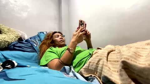 Snapshot of lingkure_69ts chatting on 03-01-25, 01:11 weng bustamante online show from 03-01-25, 01:11
