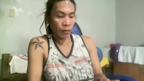 Snapshot of lingkure_69ts chatting on 03-02-25, 06:27 weng bustamante online show from 03-02-25, 06:27