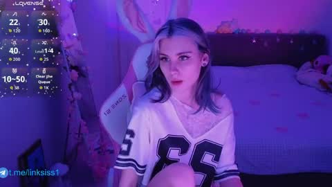 Snapshot of linksiss chatting on 04-04-26, 04:59 linksiss online show from 04-04-26, 04:59