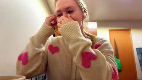 Rose online show from 02-08-26, 02:42