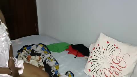 Linniecarol online show from 10-31-25, 11:00