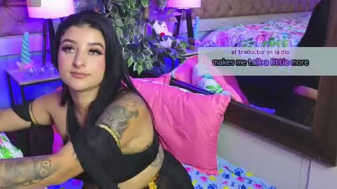 Snapshot of linoshka_1 chatting on 02-13-25, 05:01 Luciana online show from 02-13-25, 05:01