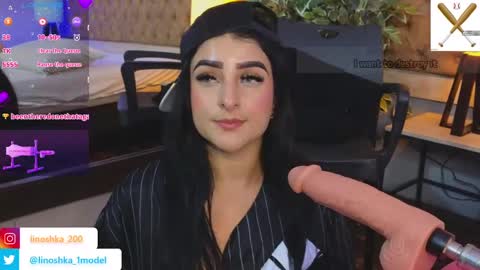 Snapshot of linoshka_1 chatting on 03-05-25, 12:49 Luciana online show from 03-05-25, 12:49