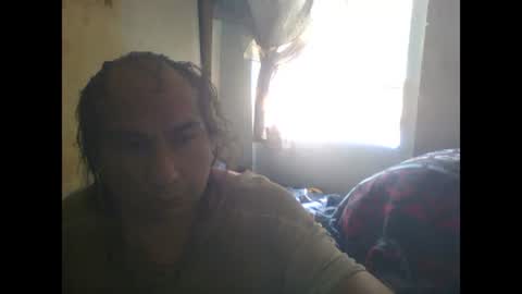 Snapshot of linseyyy chatting on 01-17-25, 07:05 belledelfyyy online show from 01-17-25, 07:05