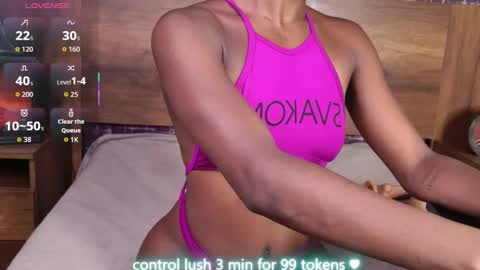 Snapshot of linsy_adams_ chatting on 02-22-26, 04:16 LINSY online show from 02-22-26, 04:16