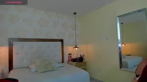  L I N Z I online show from 11-16-25, 12:33