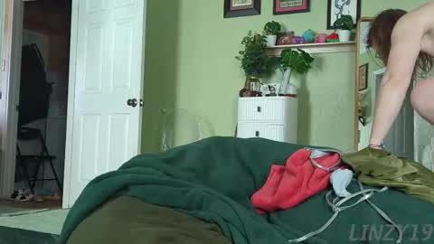 Snapshot of linzy19 chatting on 01-07-26, 07:27 Linzy19 online show from 01-07-26, 07:27