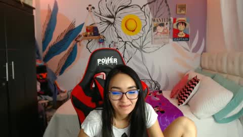 Snapshot of linzybaner chatting on 02-14-25, 12:19 LinzyBaner online show from 02-14-25, 12:19