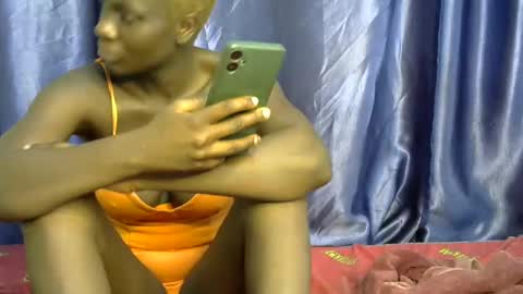 lionesss_ online show from 03-11-25, 01:16