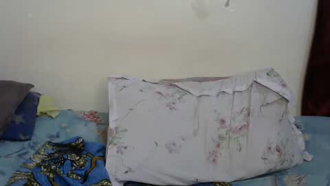 lionesss_ online show from 10-01-25, 05:30