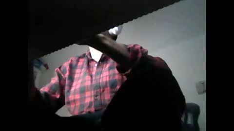 Snapshot of liongr69 chatting on 02-13-25, 09:38 liongr69 online show from 02-13-25, 09:38