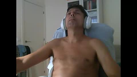 Snapshot of liongr69 chatting on 09-11-25, 07:30 liongr69 online show from 09-11-25, 07:30