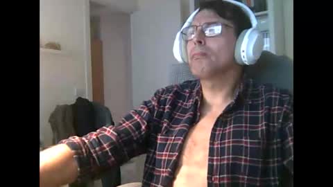 Snapshot of liongr69 chatting on 01-17-26, 10:42 liongr69 online show from 01-17-26, 10:42