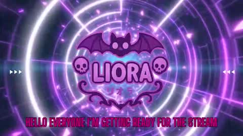 im Liora uwu   online show from 10-17-25, 09:34
