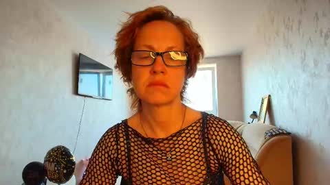 Liora Weiss online show from 05-21-26, 07:59