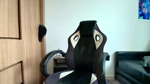 Snapshot of liorvante chatting on 04-25-26, 06:05 Lior Vante online show from 04-25-26, 06:05