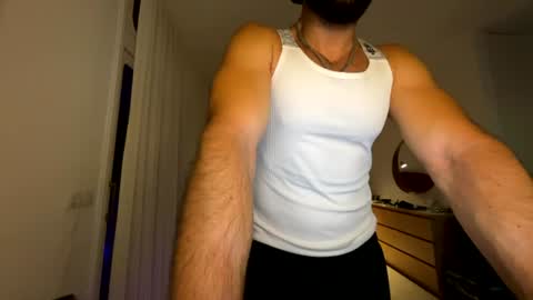 Snapshot of lipo_six chatting on 07-23-26, 11:57 Lipo Six online show from 07-23-26, 11:57