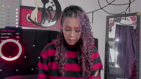 lips_sarasofia online show from 10-16-25, 08:54