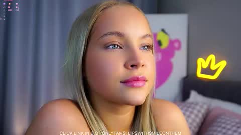 Amelia online show from 11-15-25, 01:03