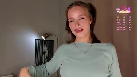 Lina online show from 09-09-25, 01:16