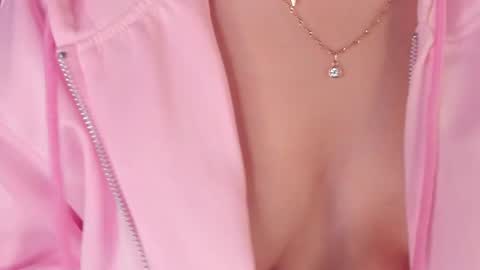 Lina online show from 09-30-25, 01:21