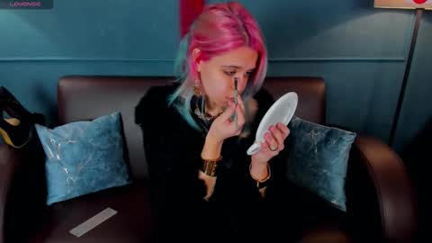 hello Ill be waiting for you during these hours tue 10am-5pm wed 3am-5pm thu 3am-5pm fri 3am-10am sat 10am-5pm sun 3am-1GMT online show from 01-14-26, 09:59