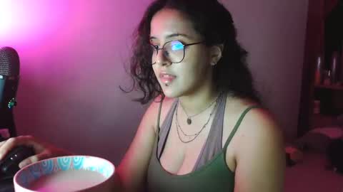Snapshot of lirabosa chatting on 12-06-24, 03:33 Lira online show from 12-06-24, 03:33