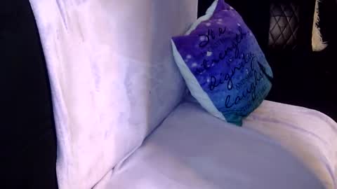 Transexual Elixir online show from 09-28-25, 04:01