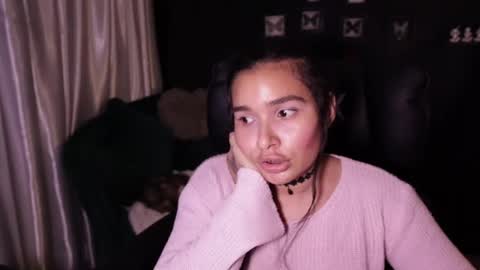 Snapshot of lireesa chatting on 05-28-26, 04:10 Lire online show from 05-28-26, 04:10