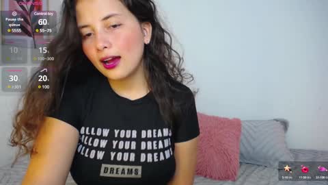 Snapshot of lirio05 chatting on 01-18-25, 06:32 Lily see u on december 2 online show from 01-18-25, 06:32