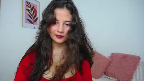 Snapshot of lirio05 chatting on 02-18-25, 06:15 Lily see u on december 2 online show from 02-18-25, 06:15